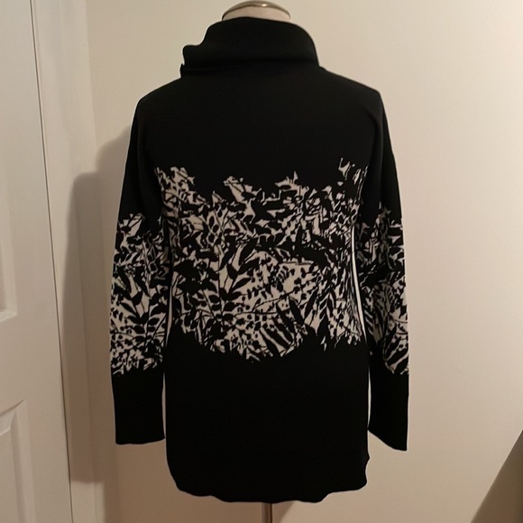 Diane von Furstenberg 'Ahiga' Floral Jacquard Cowl Neck Sweater - Picture 15 of 16